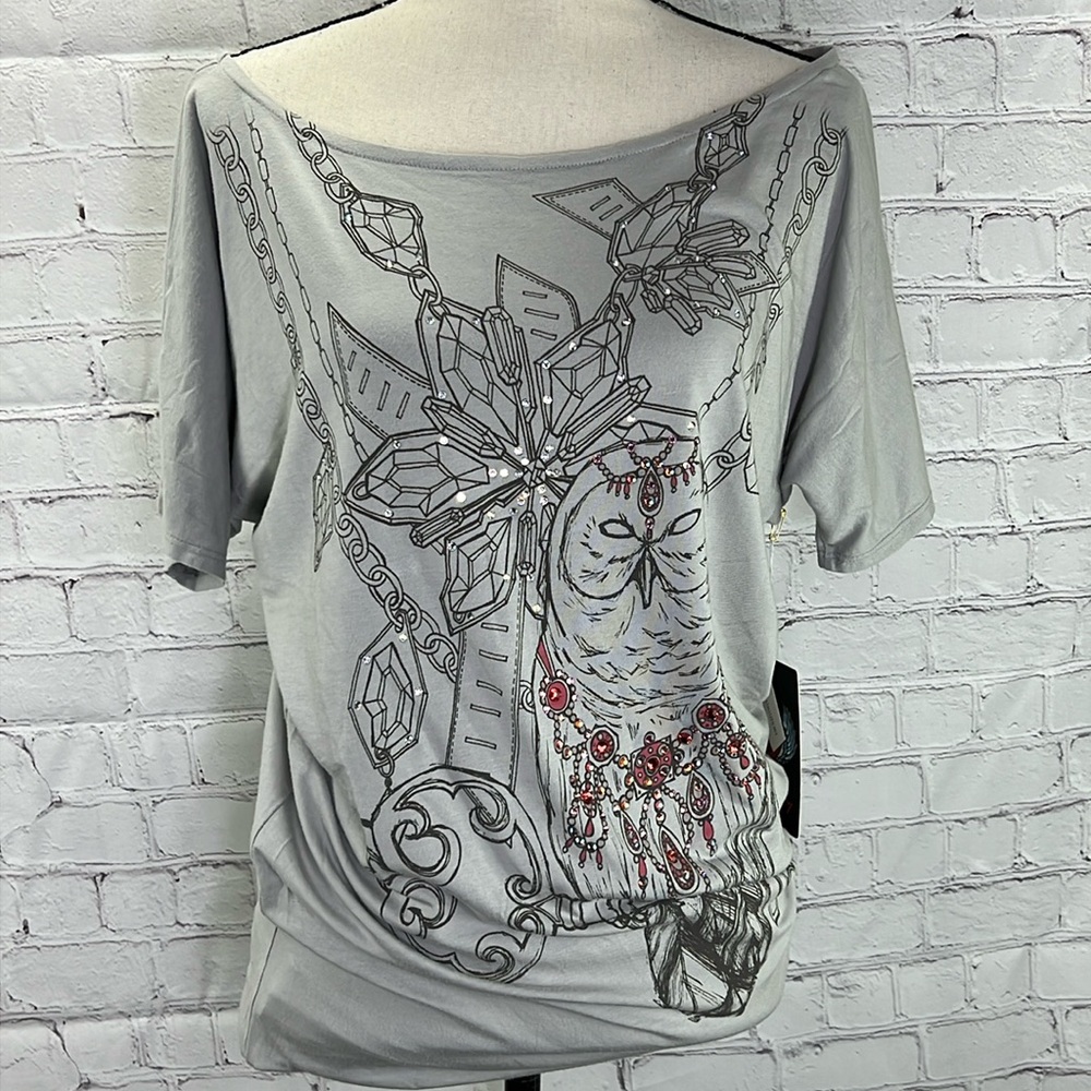 ⭐️Konquest Key by key closet Los Angeles rhinestone owl t-shirt NWT size LG